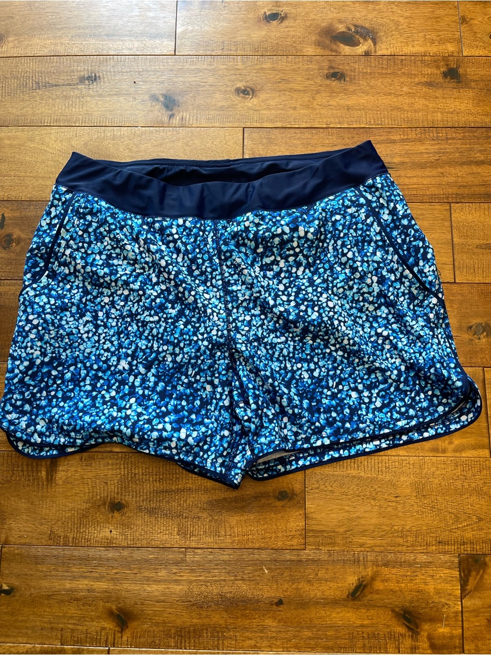 Lands End Women’s 5 inch Swim Bottom Extra Large 18 UPF 50+ Board Shorts Blue XL